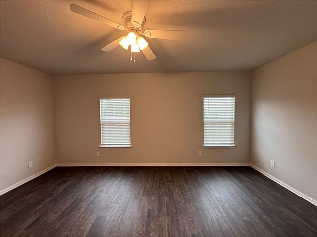 7948 Oaktown Drive, Fort Worth, TX 76131