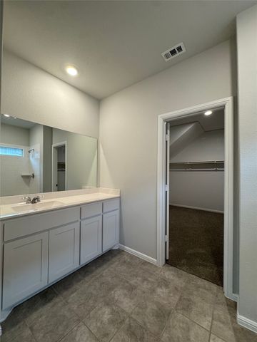 7948 Oaktown Drive, Fort Worth, TX 76131