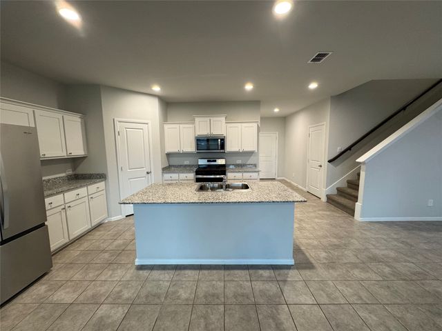 7948 Oaktown Drive, Fort Worth, TX 76131