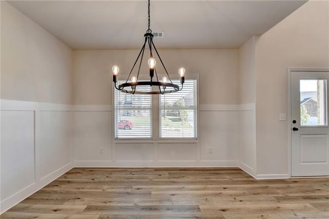 58 Longhorn Way, Auburn, GA 30011