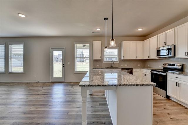 58 Longhorn Way, Auburn, GA 30011