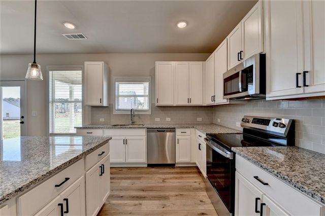 58 Longhorn Way, Auburn, GA 30011