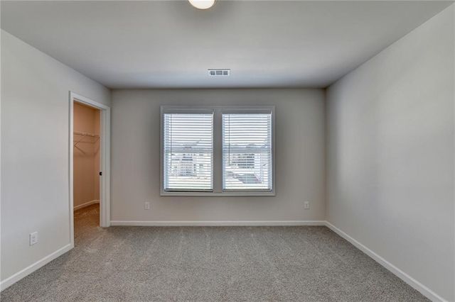 58 Longhorn Way, Auburn, GA 30011