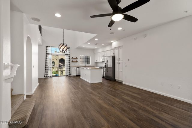 3935 E ROUGH RIDER Road 1108, Phoenix, AZ 85050