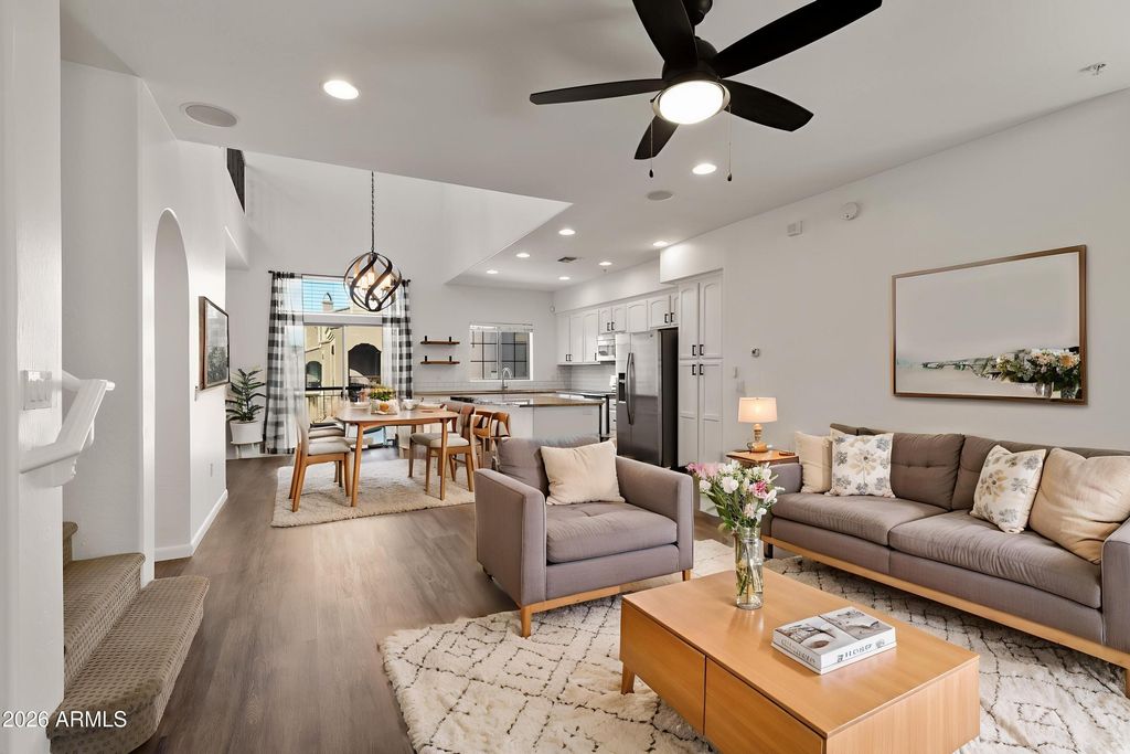 3935 E ROUGH RIDER Road 1108, Phoenix, AZ 85050