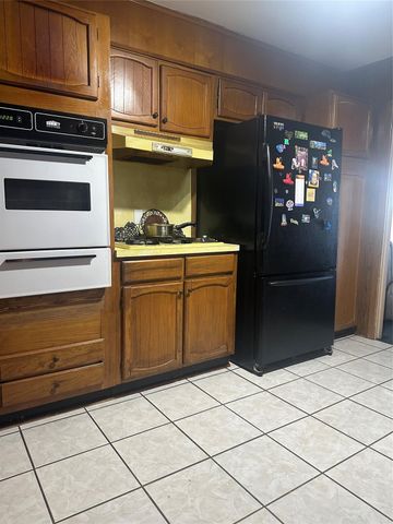 7605 Bywood Street, Houston, TX 77028