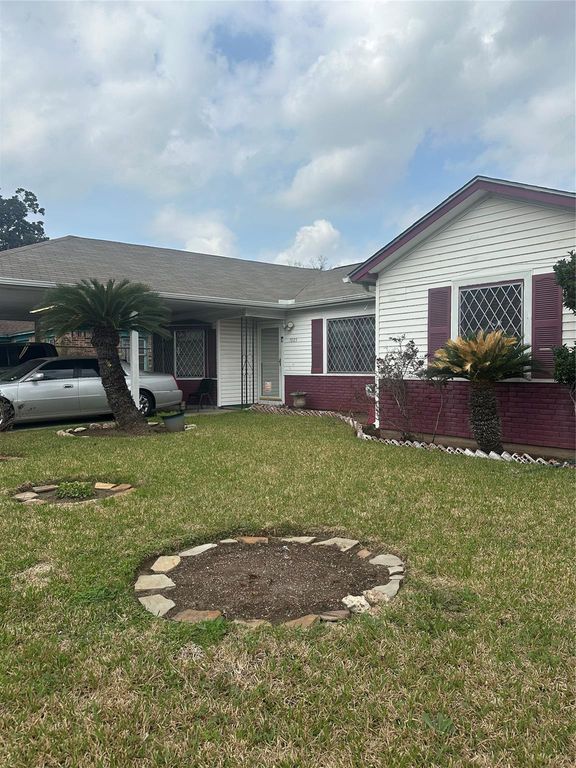 7605 Bywood Street, Houston, TX 77028