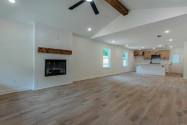 430 Main Street, Bauxite, AR 72011