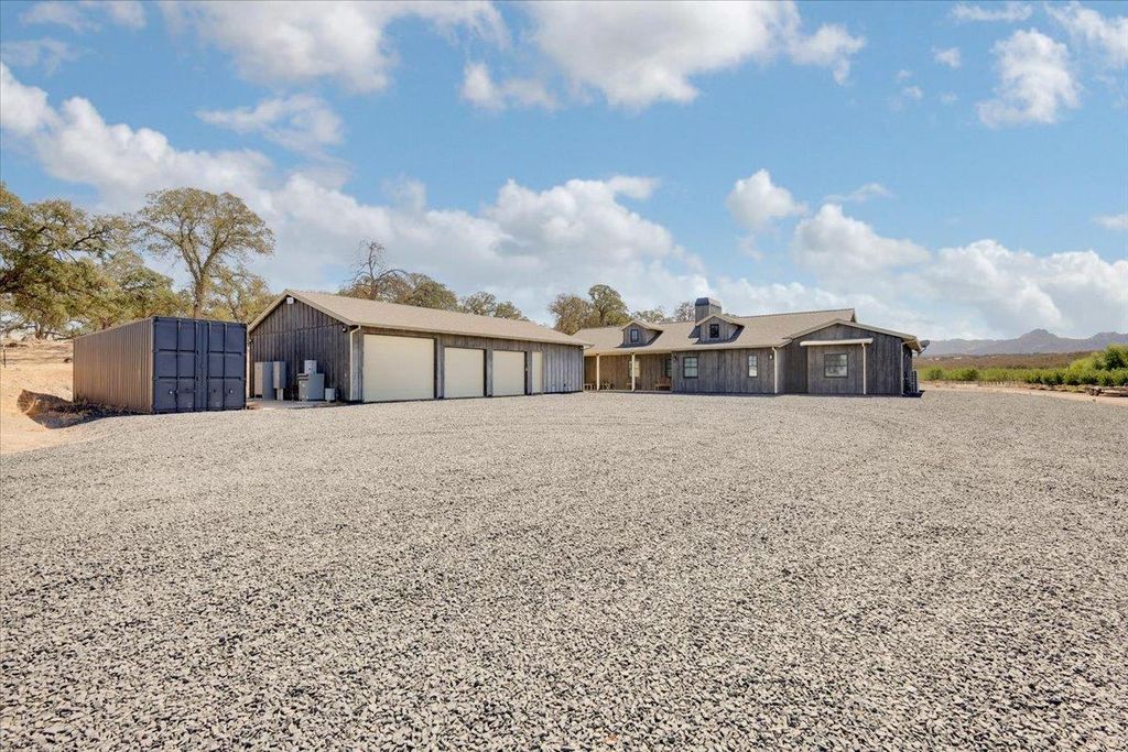 10266 N Butte Rd, Live Oak, CA 95953