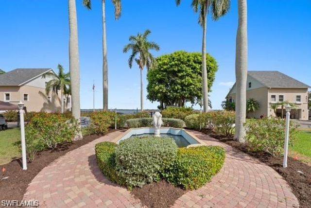 819 James ST, Fort Myers, FL 33916