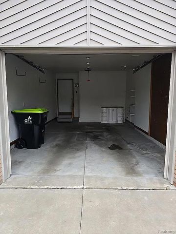 428 Morningside Drive, Midland, MI 48640