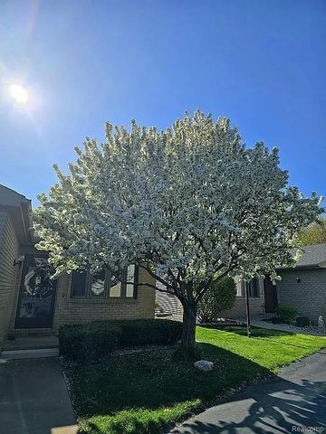 428 Morningside Drive, Midland, MI 48640