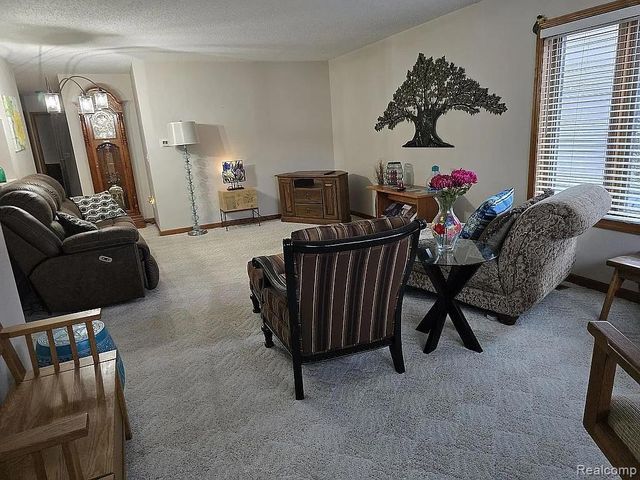 428 Morningside Drive, Midland, MI 48640