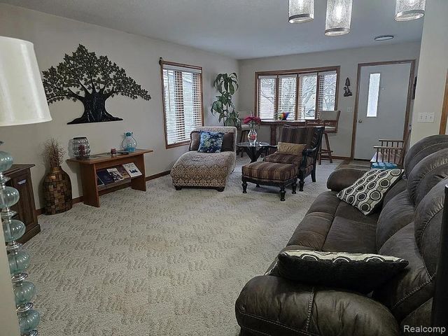 428 Morningside Drive, Midland, MI 48640