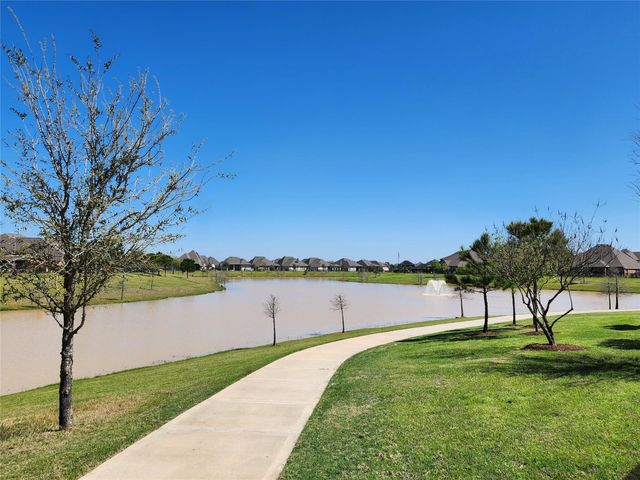 2411 Lemon Grass Drive, Fulshear, TX 77423