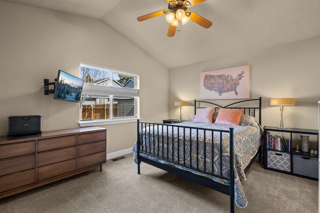 21138 Kayla Court, Bend, OR 97702