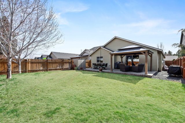 21138 Kayla Court, Bend, OR 97702