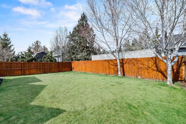 21138 Kayla Court, Bend, OR 97702