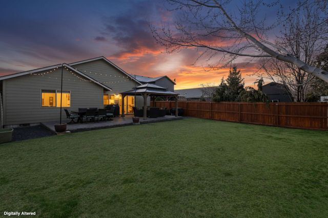 21138 Kayla Court, Bend, OR 97702