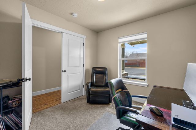 21138 Kayla Court, Bend, OR 97702