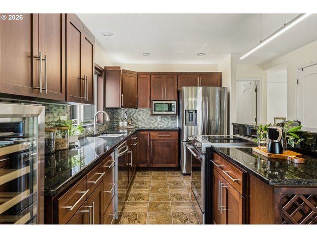 14121 Sw NORTHVIEW Dr, Portland, OR 97223