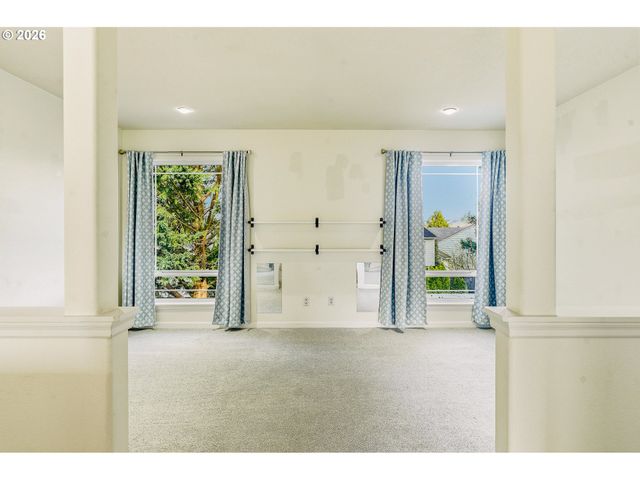 14121 Sw NORTHVIEW Dr, Portland, OR 97223