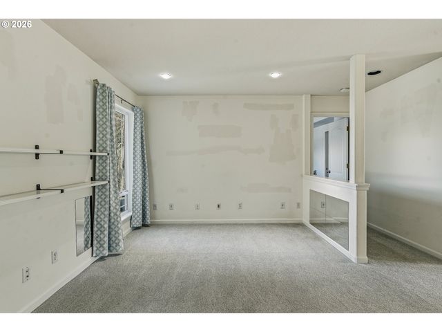 14121 Sw NORTHVIEW Dr, Portland, OR 97223