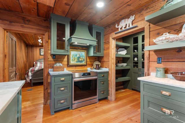 14587 Ridge Road, Summerdale, AL 36580