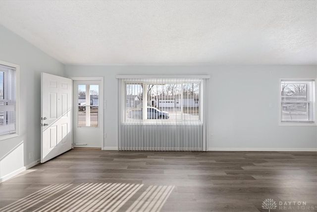 227 Fenwick Drive, New Carlisle, OH 45344