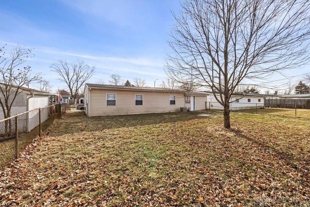227 Fenwick Drive, New Carlisle, OH 45344