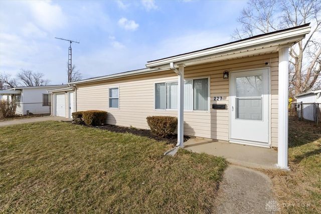 227 Fenwick Drive, New Carlisle, OH 45344