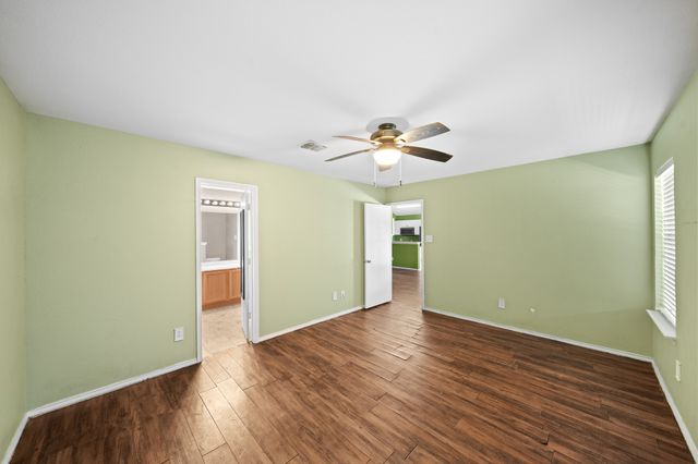 10304 Oldham Court, Fort Worth, TX 76140