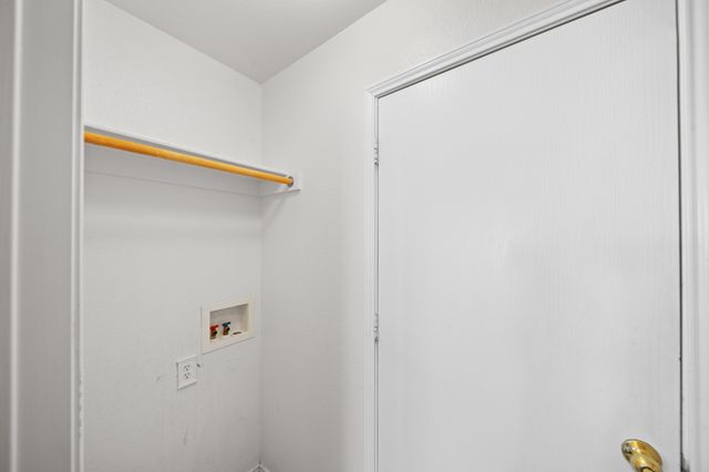 10304 Oldham Court, Fort Worth, TX 76140