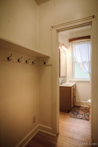 213 S Mansfield Street, Ironwood, MI 49938