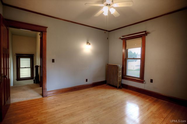 213 S Mansfield Street, Ironwood, MI 49938