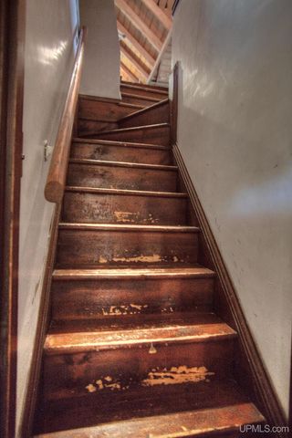 213 S Mansfield Street, Ironwood, MI 49938