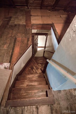 213 S Mansfield Street, Ironwood, MI 49938