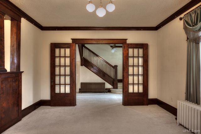 213 S Mansfield Street, Ironwood, MI 49938