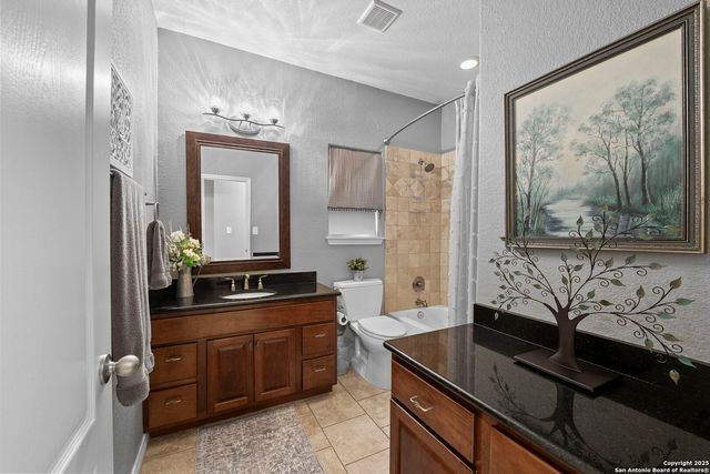 721 Gallagher Dr, Canyon Lake, TX 78133