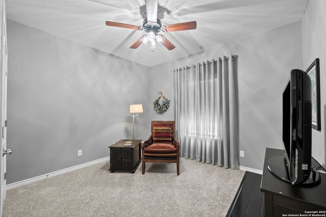 721 Gallagher Dr, Canyon Lake, TX 78133