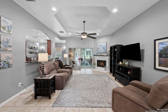 721 Gallagher Dr, Canyon Lake, TX 78133