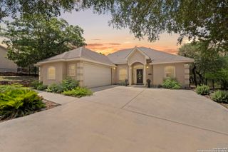 721 Gallagher Dr, Canyon Lake, TX 78133