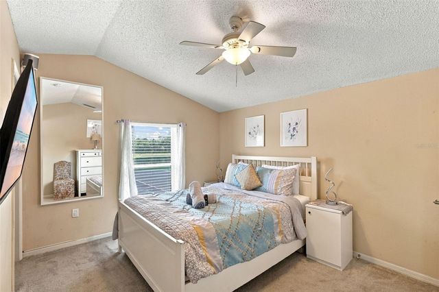 963 LAKE BERKLEY DRIVE, Kissimmee, FL 34746
