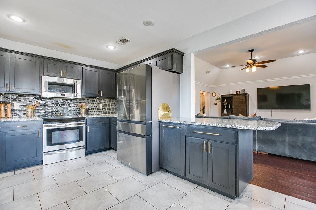 Image 10 of property listing at 3502 Ridgecrest Lane, San Angelo, TX 76904