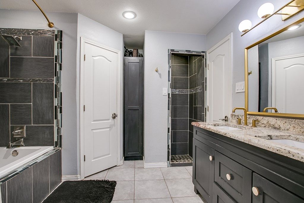 Image 12 of property listing at 3502 Ridgecrest Lane, San Angelo, TX 76904