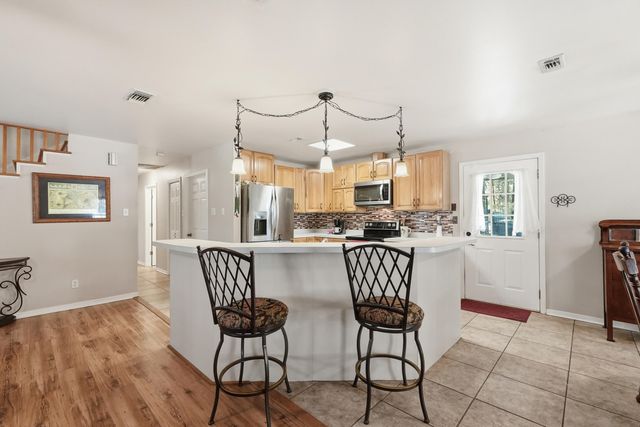 675 Spring Lake Road, Defuniak Springs, FL 32433