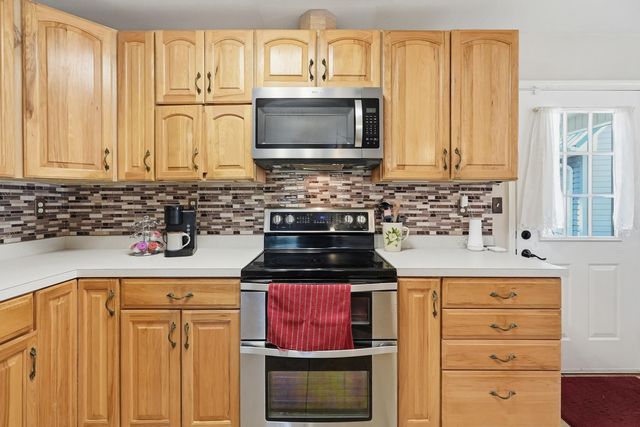 675 Spring Lake Road, Defuniak Springs, FL 32433