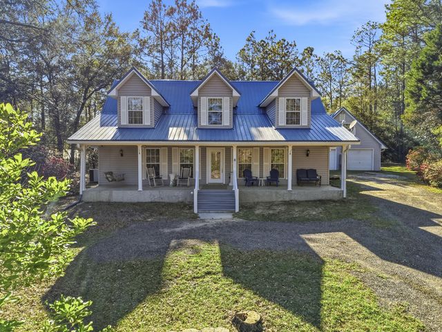 675 Spring Lake Road, Defuniak Springs, FL 32433