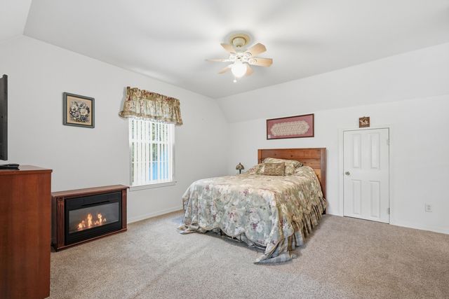 675 Spring Lake Road, Defuniak Springs, FL 32433