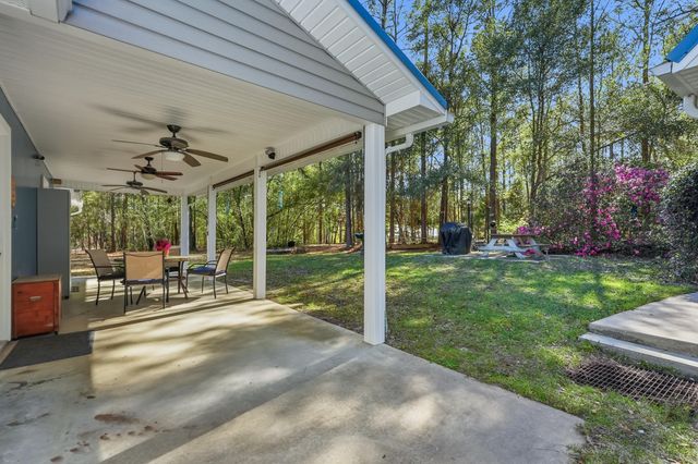 675 Spring Lake Road, Defuniak Springs, FL 32433